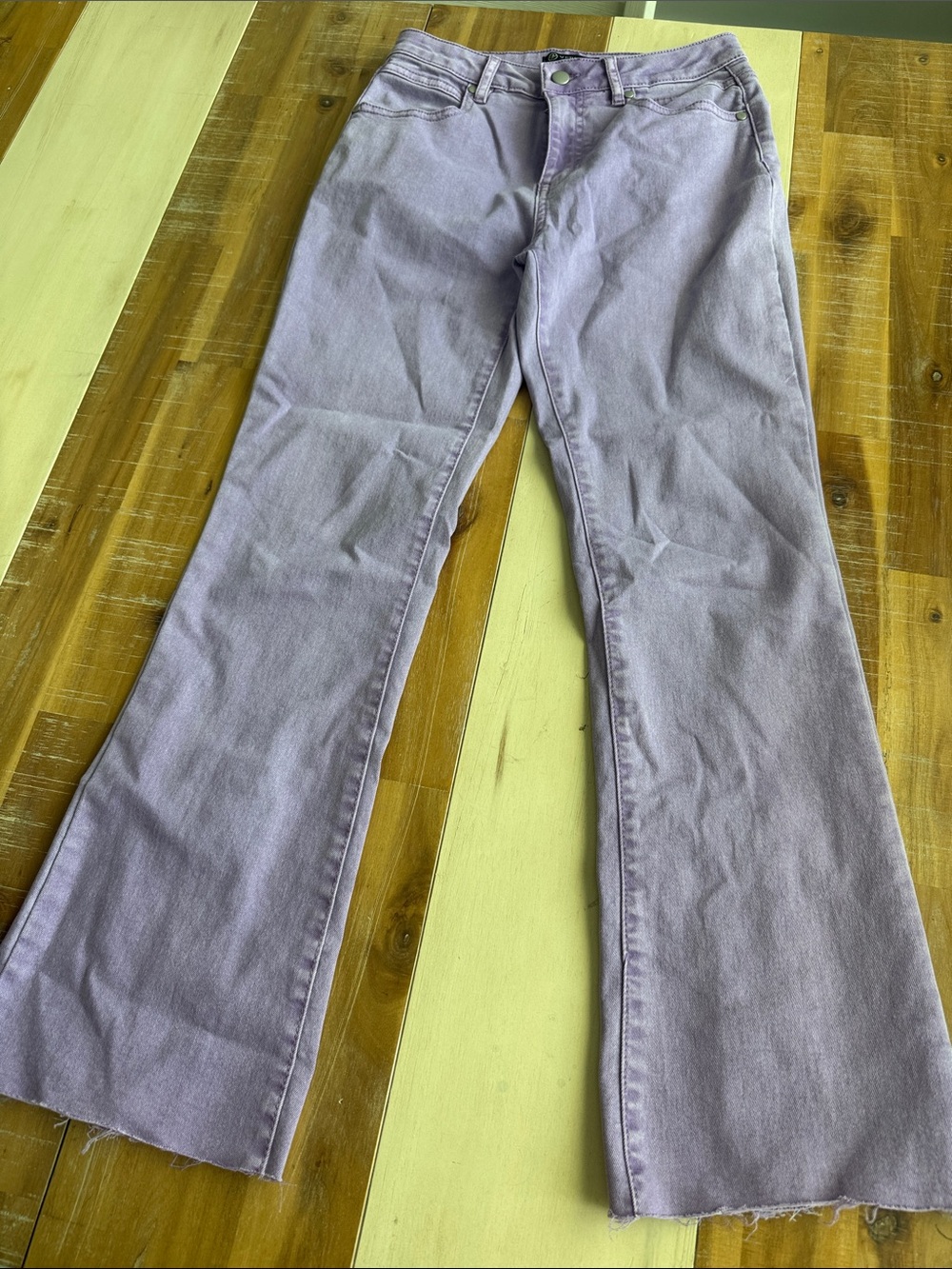 Versona Lavender-Tone Wide Leg Jeans